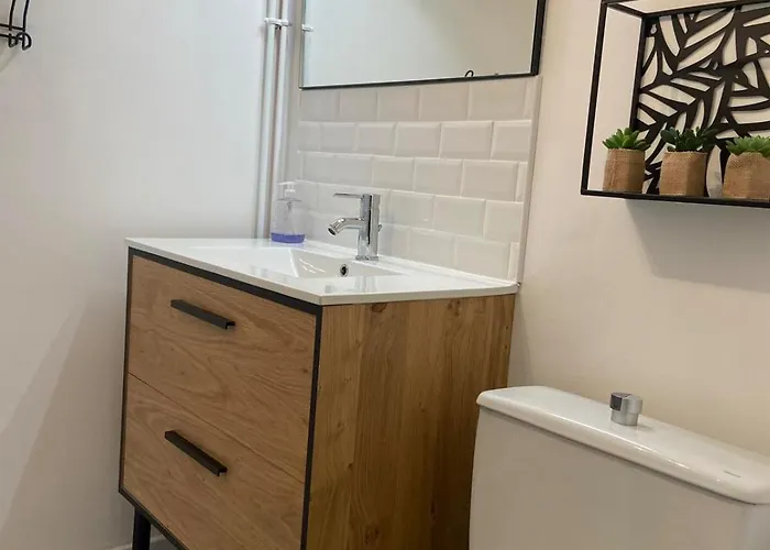 L'echappee Quennoise, A 200m De La *